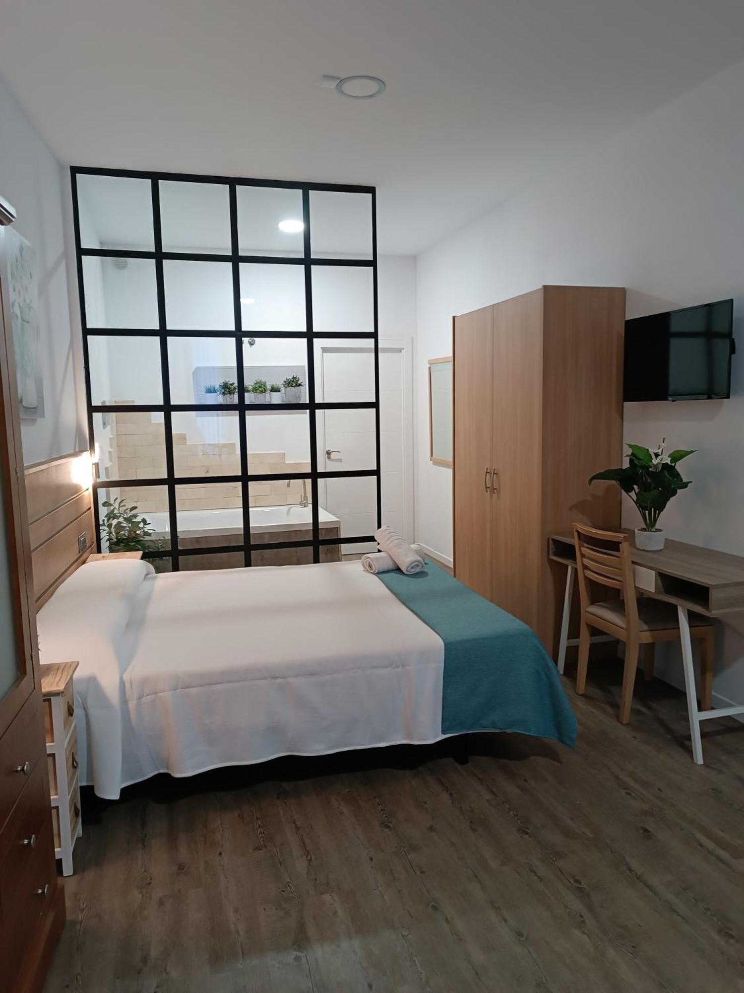 Apartamentos Turisticos Avila Puerta De San Vicente 0-2 Exteriör bild